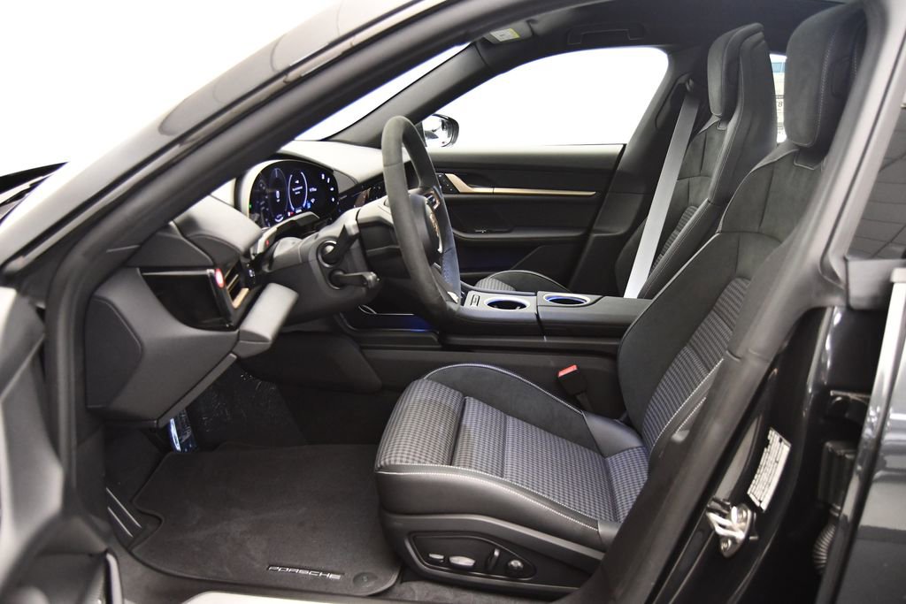Certified 2025 Porsche Taycan 4S image 37