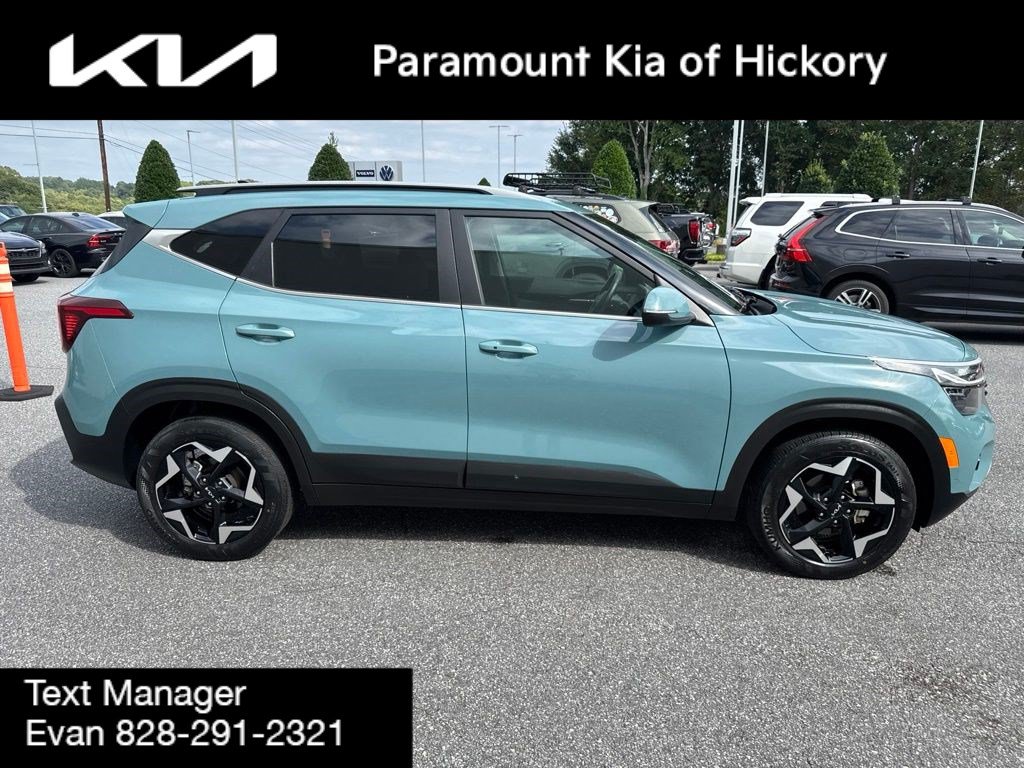 Used 2025 Kia Seltos EX FWD image 8
