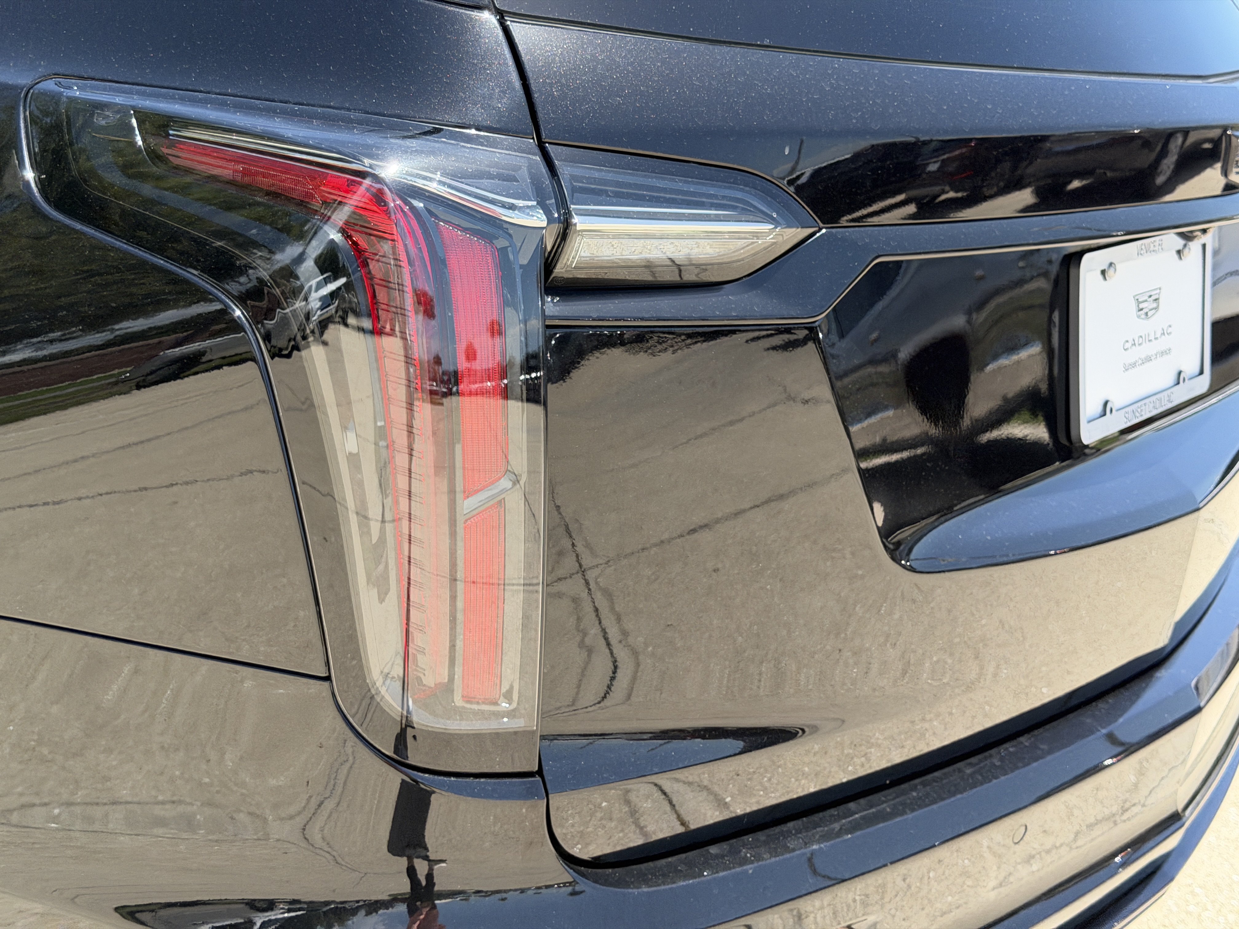 Used 2021 Cadillac XT6 Sport AWD/4WD image 9