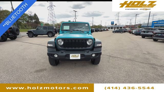 Used 2024 Jeep Wrangler Sport AWD/4WD image 3