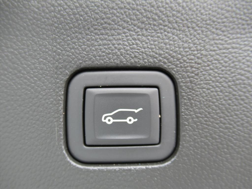 Used 2023 Buick Enclave Essence w/ Experience Buick Package image 34