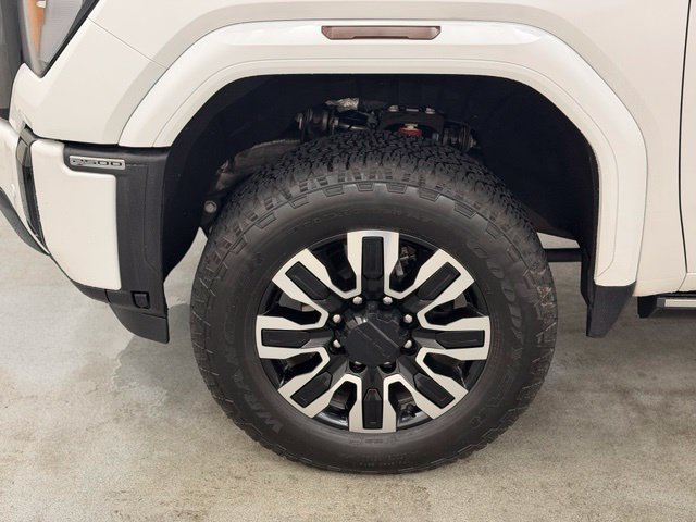 Used 2025 GMC Sierra 2500 Denali Ultimate AWD/4WD image 37