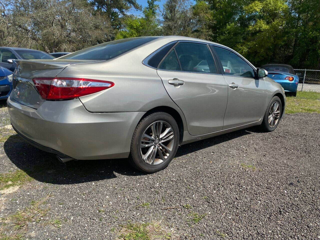 Used 2015 Toyota Camry SE image 8