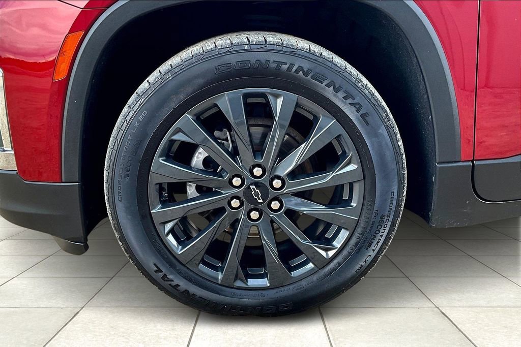 Used 2023 Chevrolet Traverse RS w/ LPO, Floor Liner Package image 9