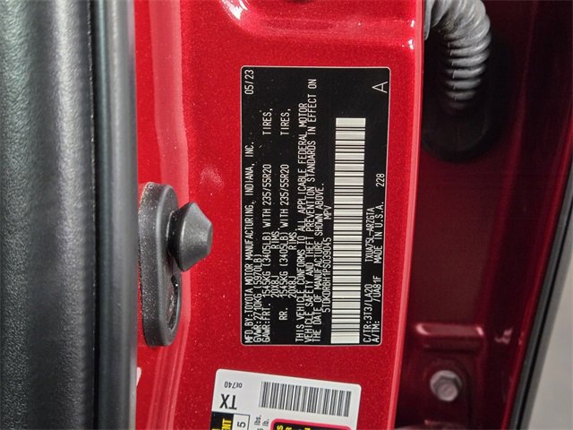 Used 2023 Toyota Highlander Platinum image 30