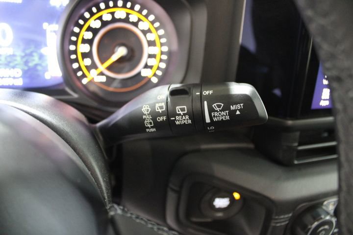 Used 2025 Jeep Wrangler Rubicon image 39