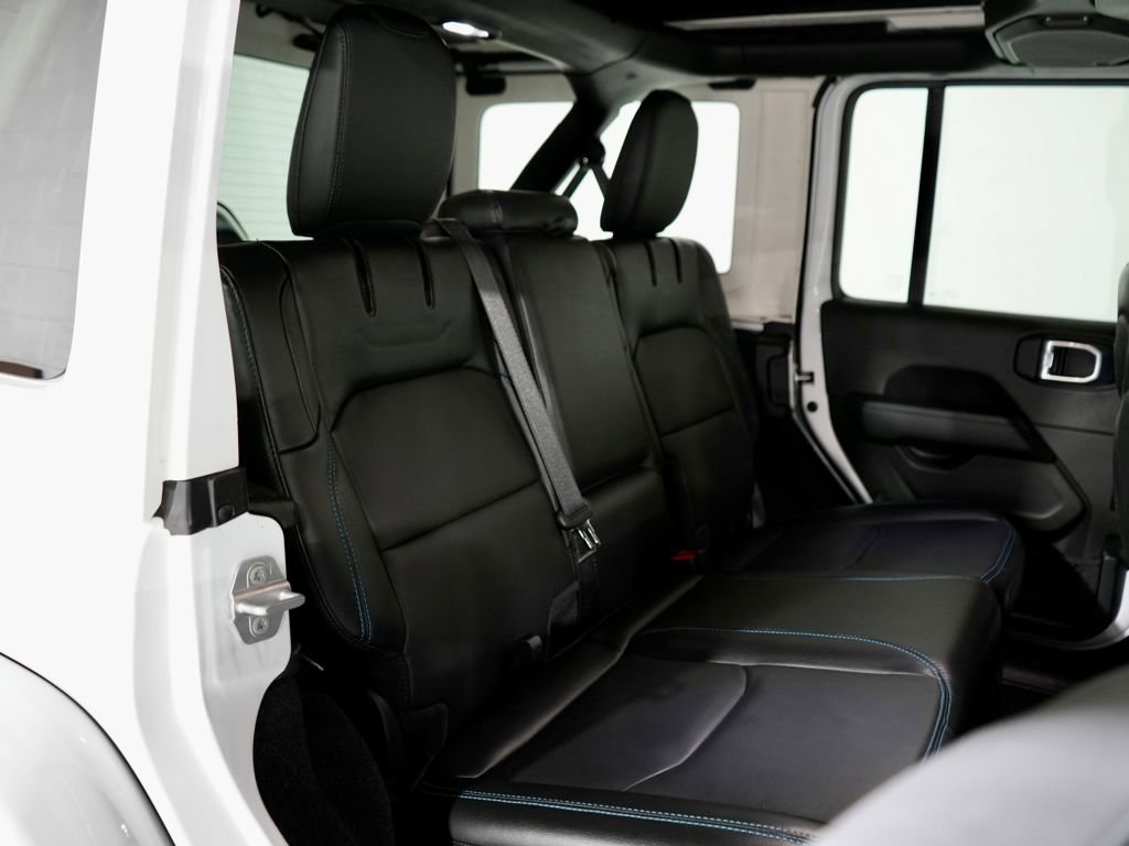 Used 2021 Jeep Wrangler Unlimited Rubicon 4xe w/ Steel Bumper Group image 29