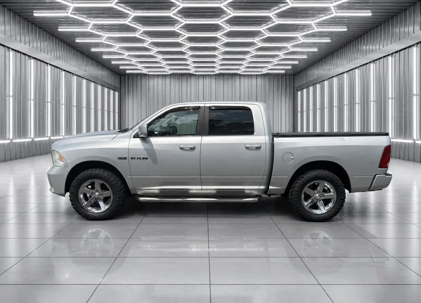 Used 2010 Dodge Ram 1500 Truck Sport AWD/4WD image 6