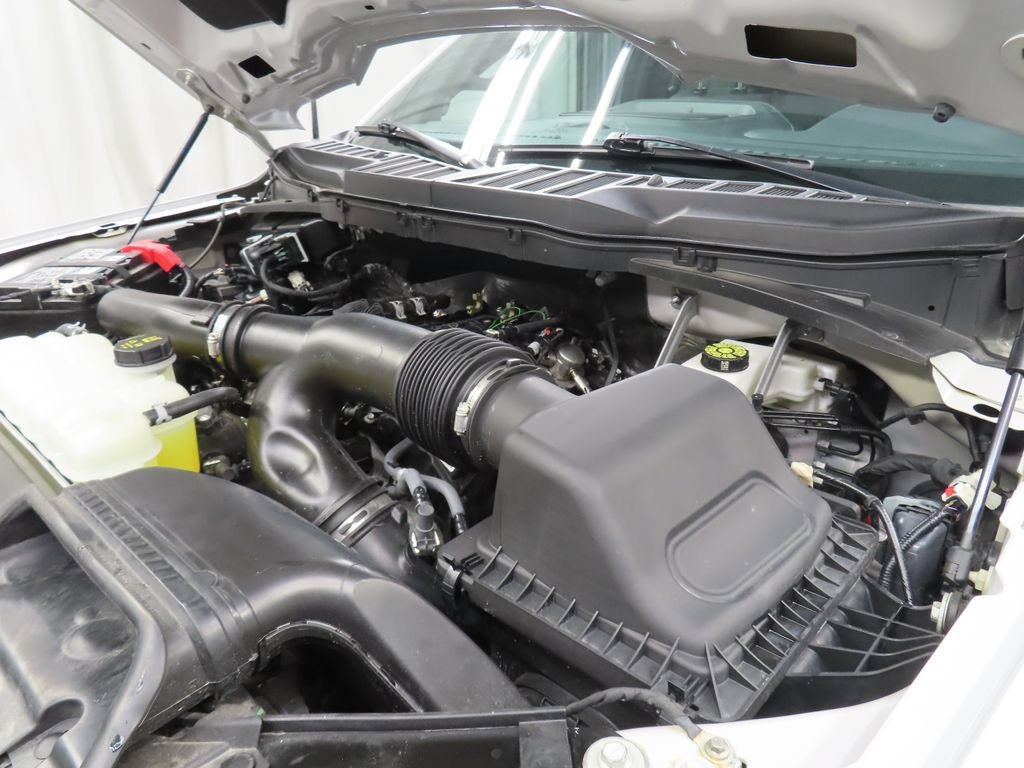 Used 2025 Ford F150 Lariat AWD/4WD image 26