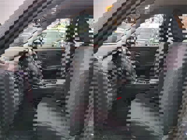 Used 2023 Nissan Rogue SV image 17