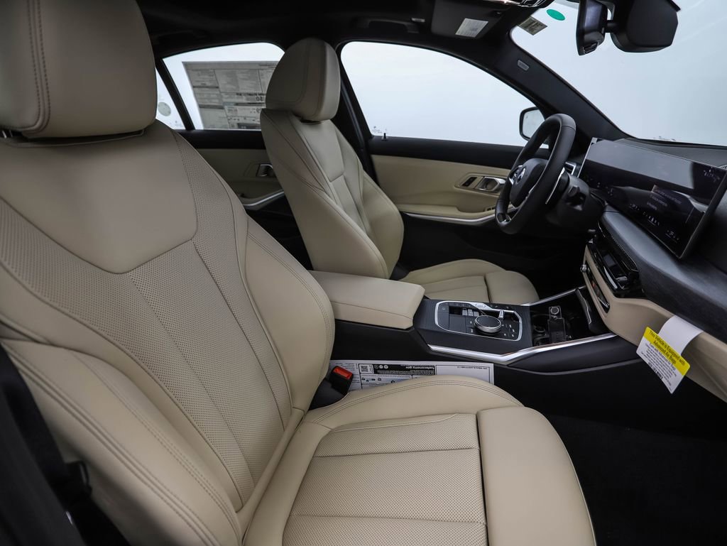 Used 2026 BMW 330i xDrive 330i xDrive w/ Premium Package image 32