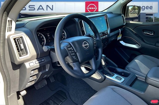 New 2026 Nissan Frontier SV image 6
