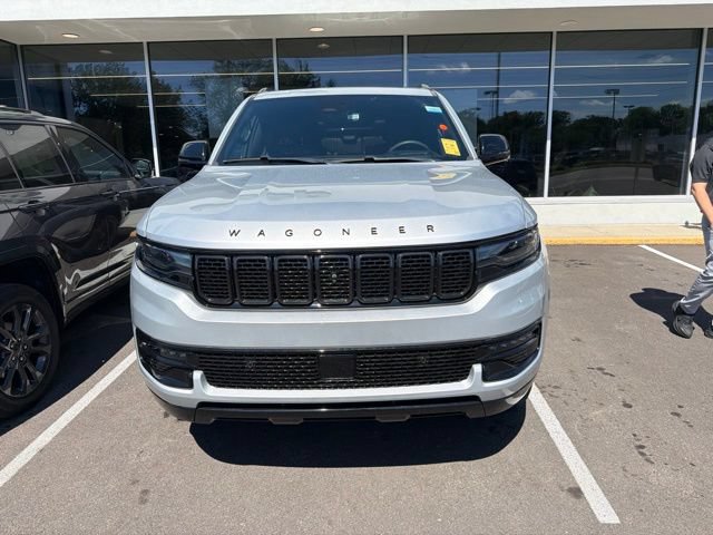 Used 2024 Jeep Wagoneer Series II w/ Convenience Group I AWD/4WD image 5