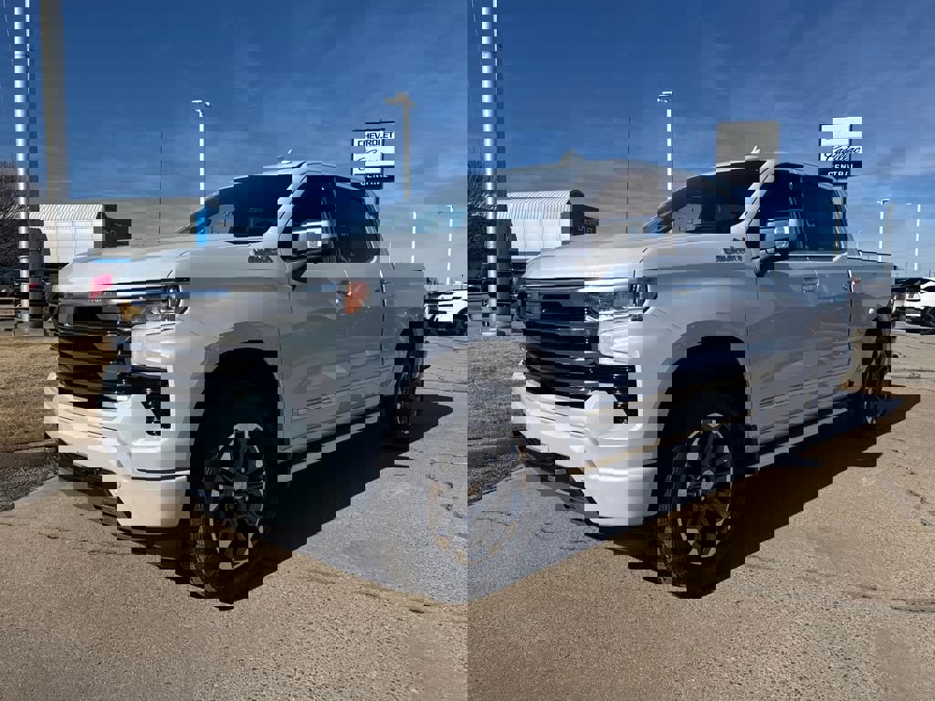 New 2026 Chevrolet Silverado 1500 High Country w/ Technology Package image 2