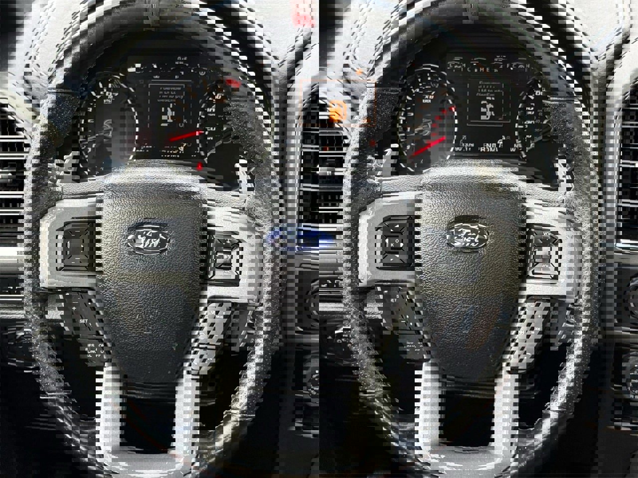 Used 2017 Ford F150 Raptor w/ Equipment Group 802A Luxury image 12