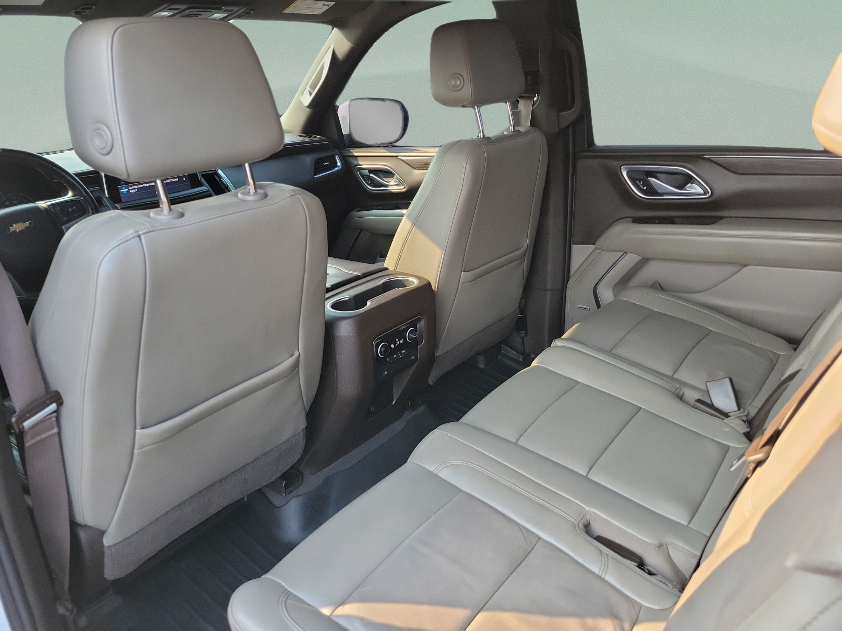 Used 2021 Chevrolet Suburban LT RWD image 10