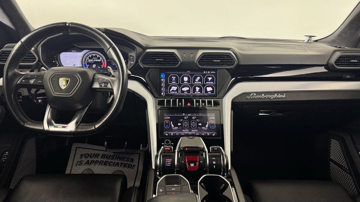 Used 2019 Lamborghini Urus AWD/4WD image 36