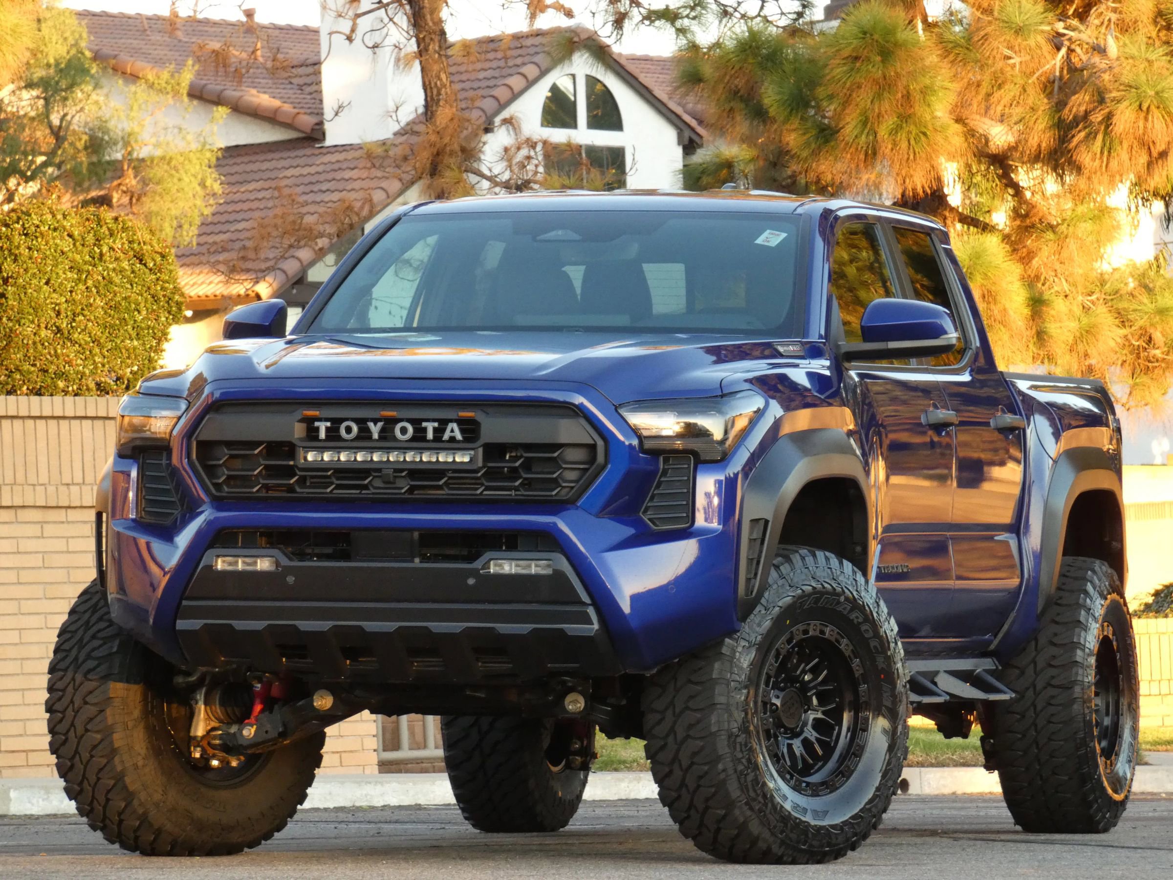 Used 2025 Toyota Tacoma TRD Off-Road w/ TRD Off Road Upgrade Package image 2
