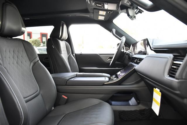 New 2026 INFINITI QX80 Autograph w/ Premium Cargo Package image 39