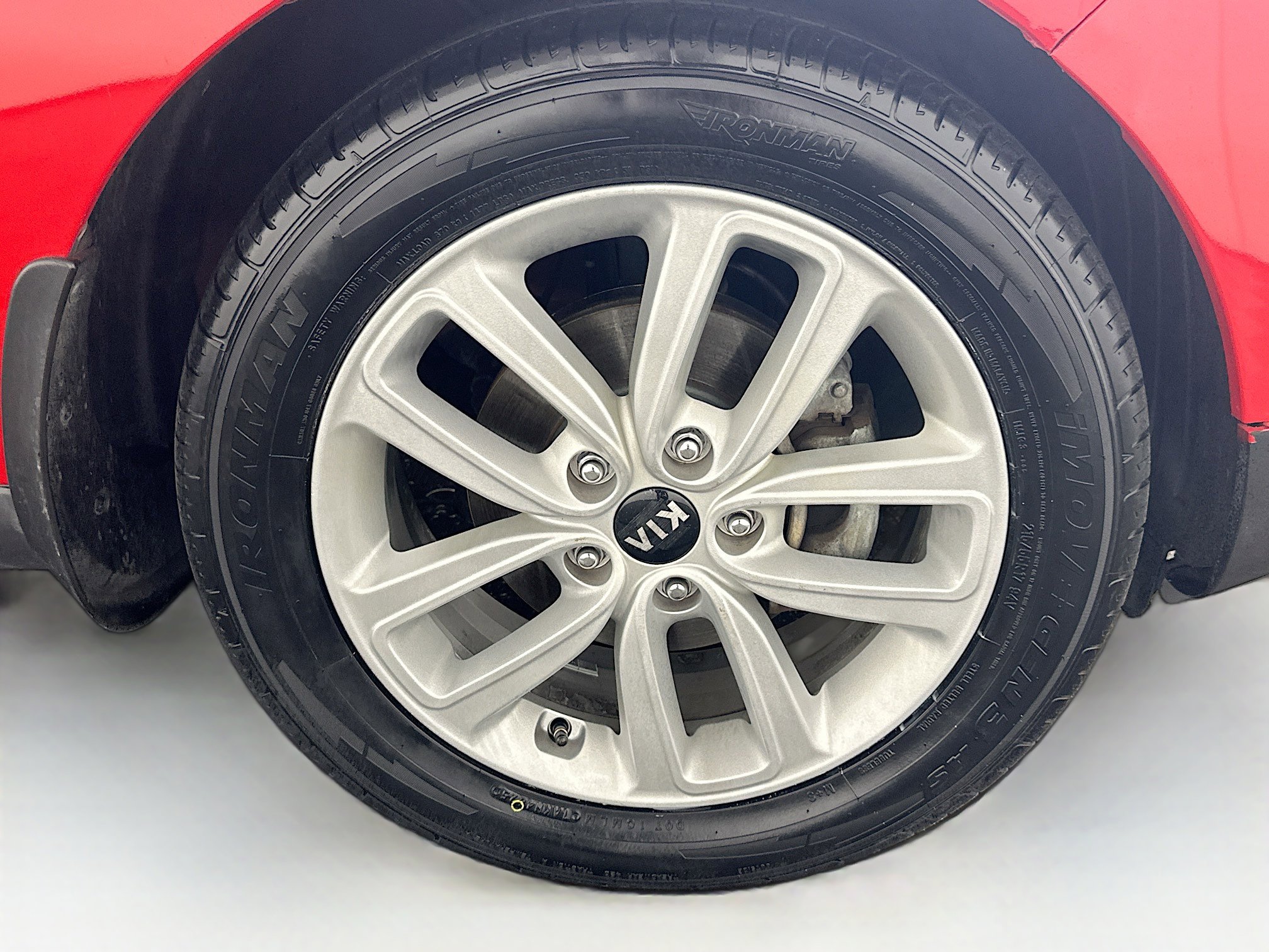 Used 2018 Kia Soul + image 11