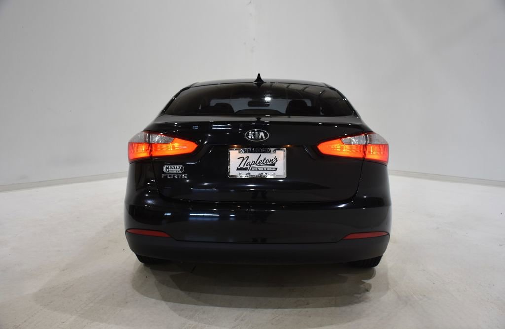 Used 2016 Kia Forte LX image 5
