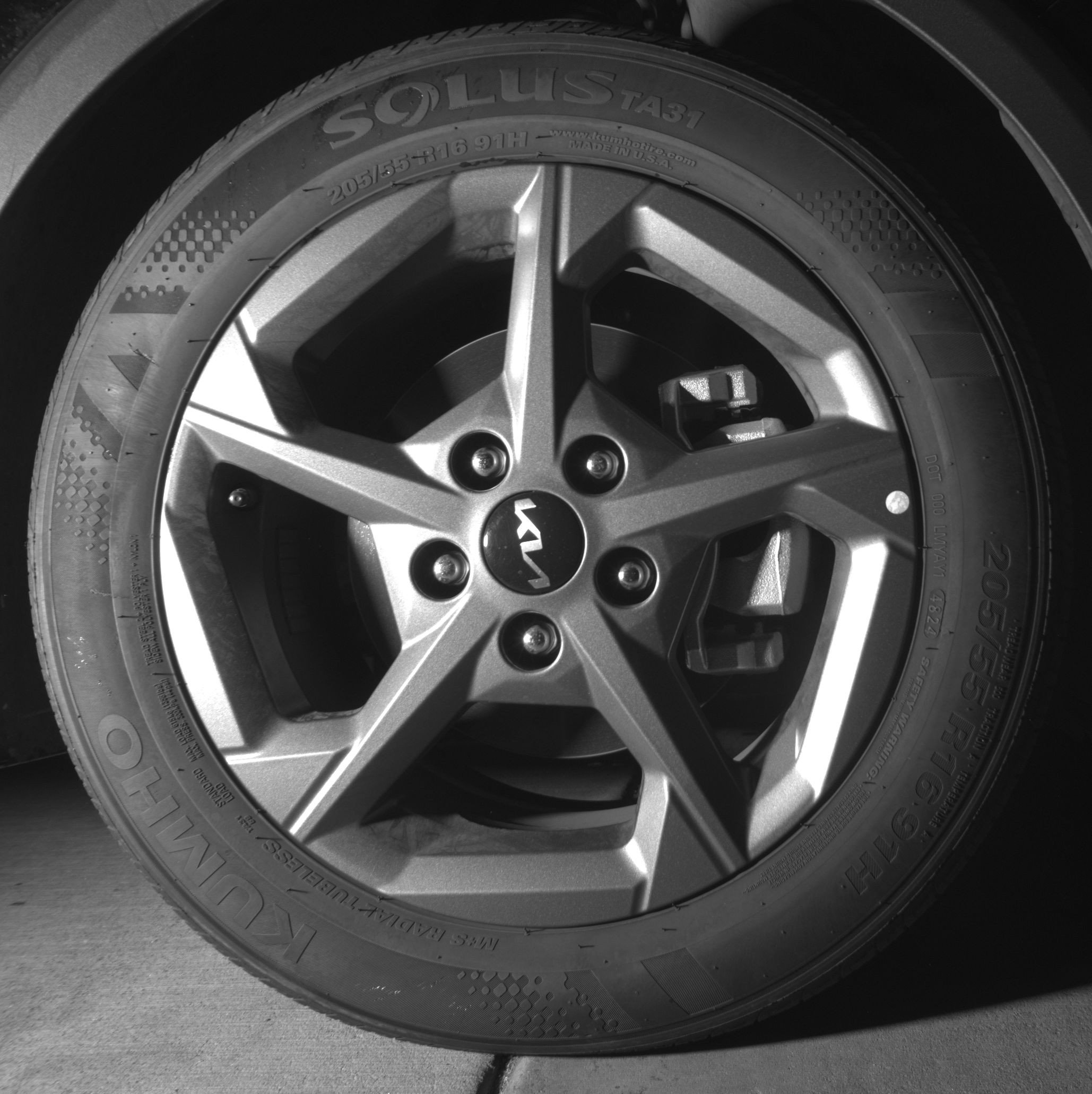 Used 2025 Kia K4 LXS image 13