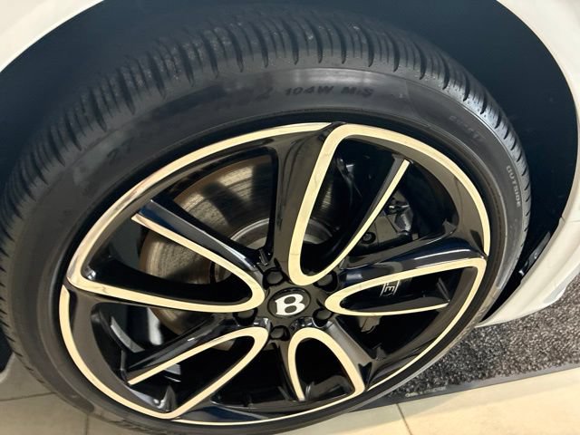 Used 2021 Bentley Continental GT Mulliner AWD/4WD image 16
