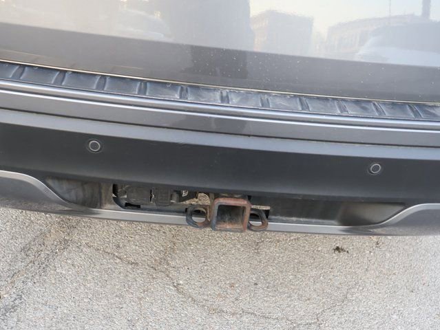 Used 2022 Ford Explorer XLT w/ Equipment Group 202A image 22