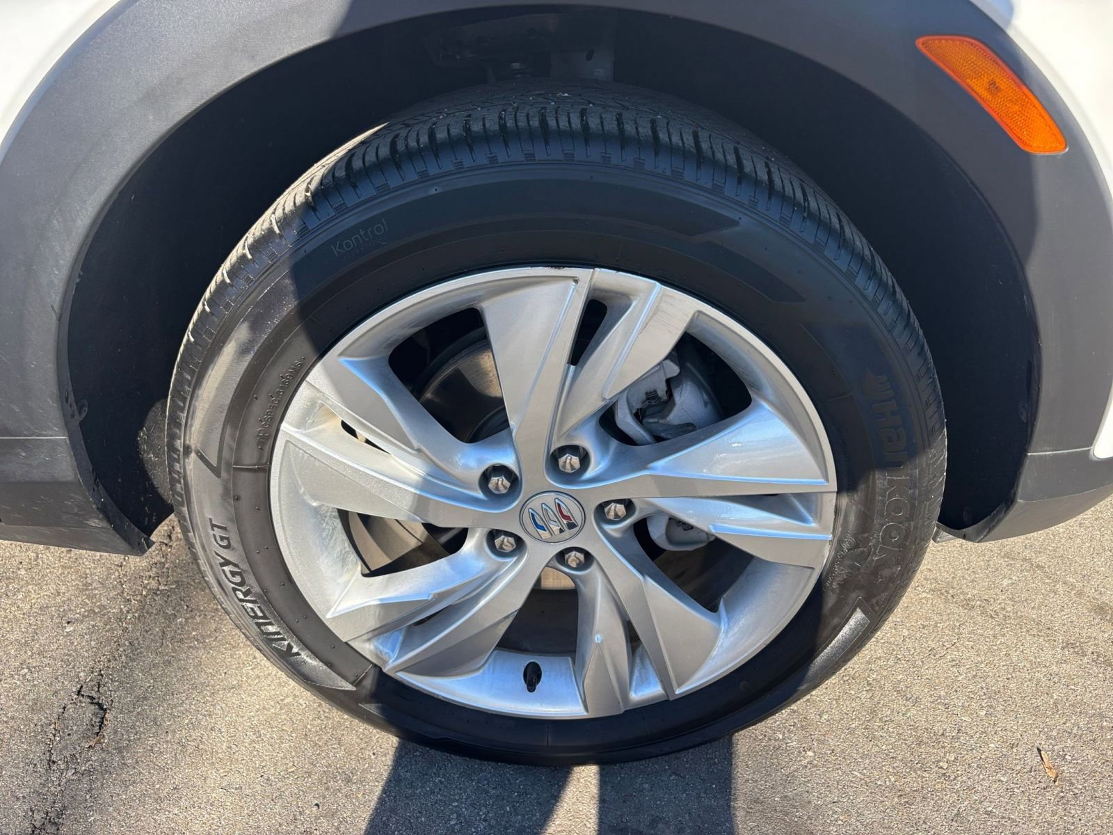 Used 2025 Buick Encore GX Preferred image 30