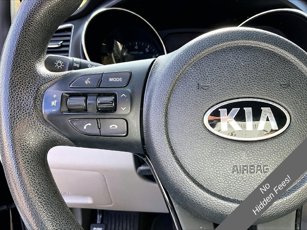 Used 2019 Kia Sedona LX FWD image 13