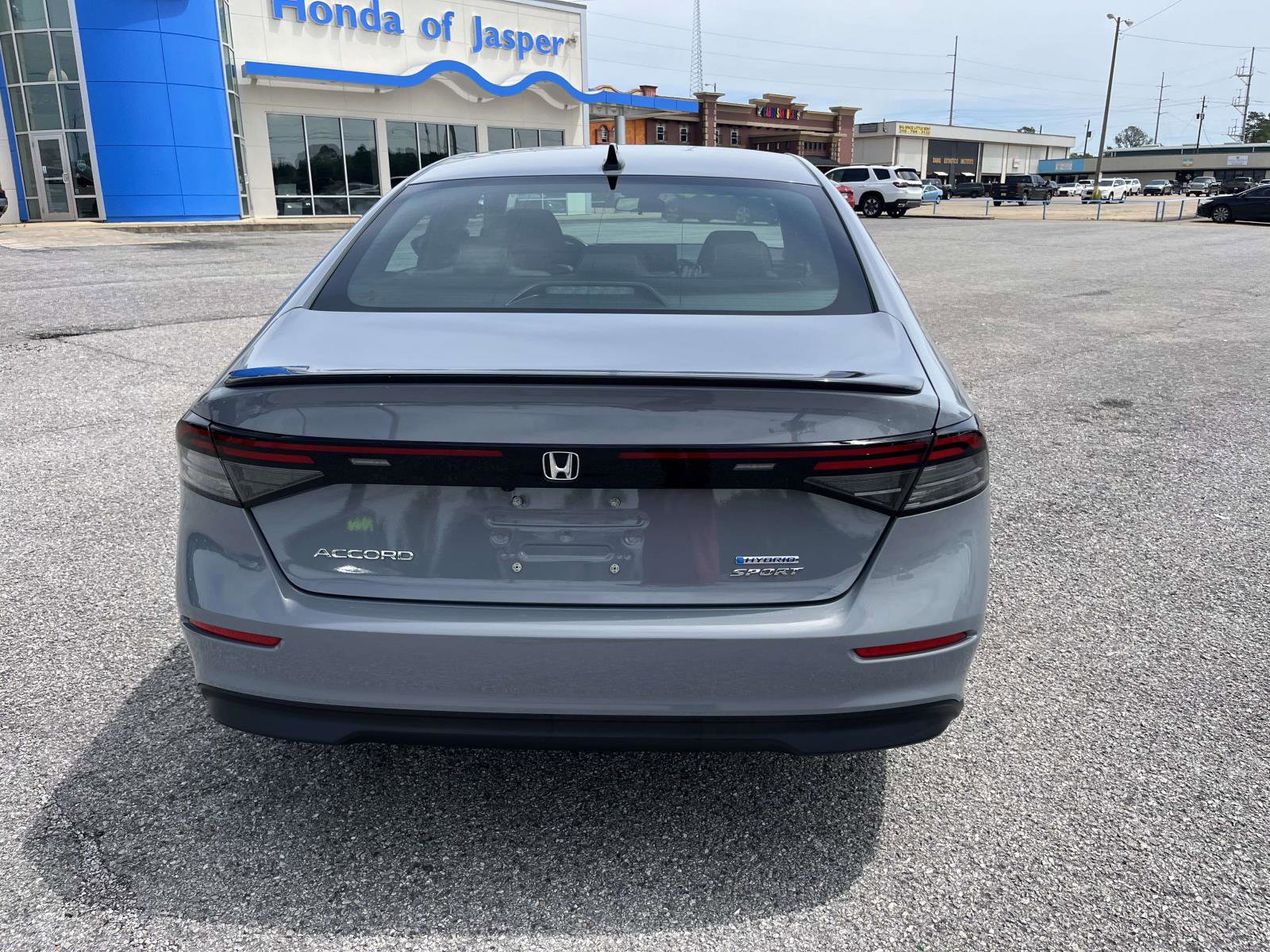 Used 2023 Honda Accord Sport image 4