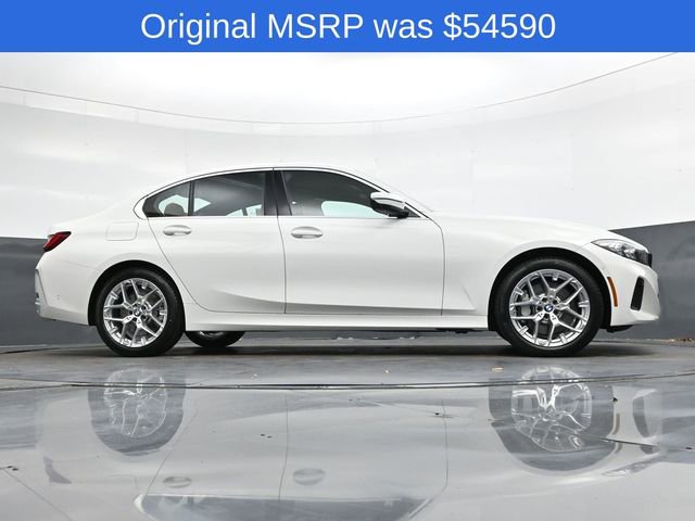 Used 2026 BMW 330i xDrive Sedan w/ Premium Package image 25