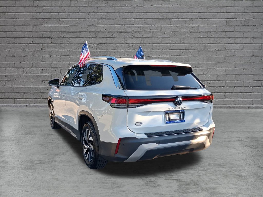 Used 2026 Volkswagen Tiguan S FWD image 9