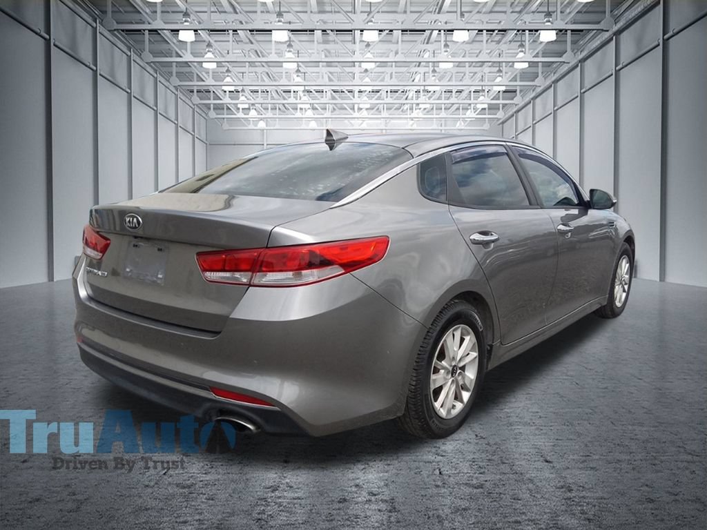 Used 2018 Kia Optima LX FWD image 8
