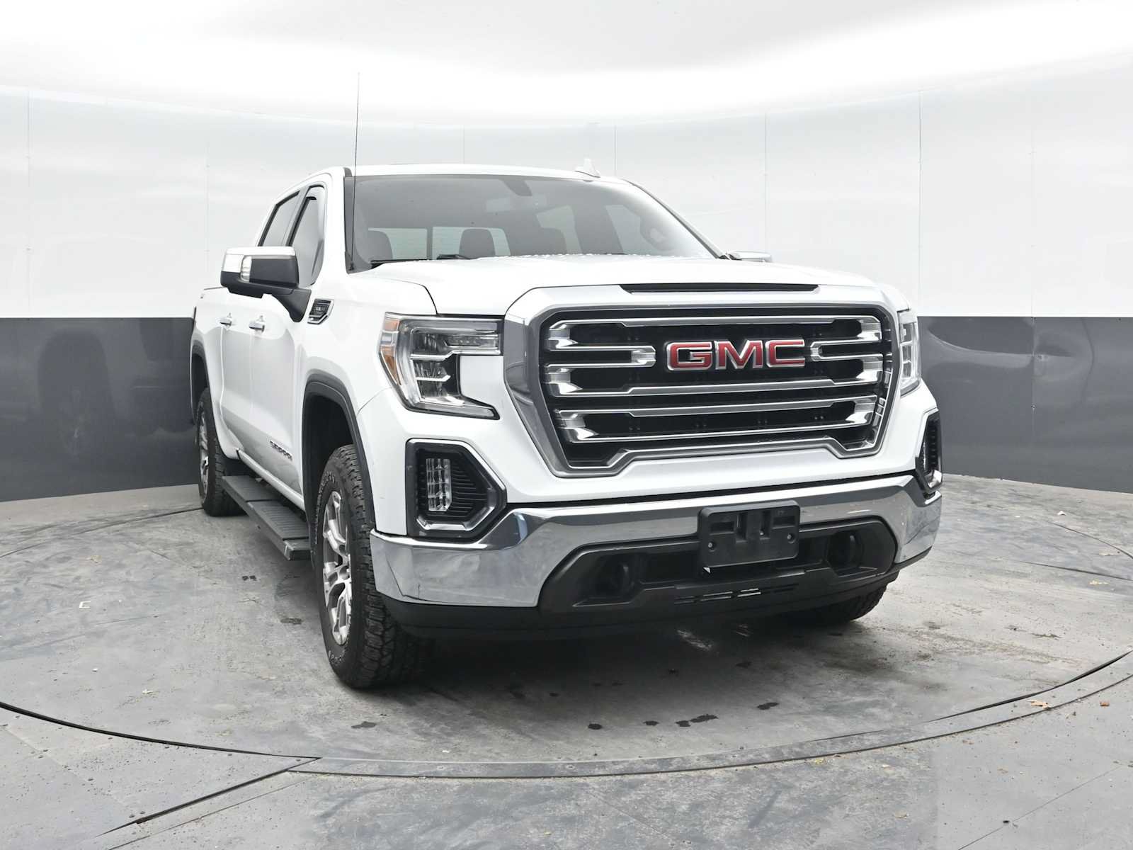 Used 2019 GMC Sierra 1500 SLT w/ SLT Convenience Package AWD/4WD image 7