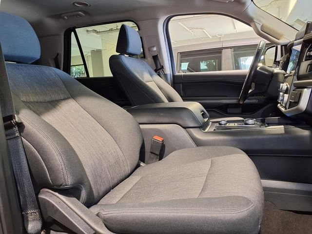 Certified 2024 Ford Expedition Max XLT image 29