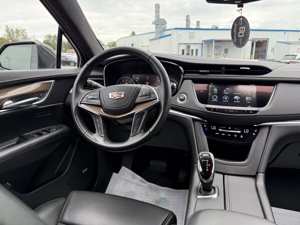 Used 2019 Cadillac XT5 Platinum AWD/4WD image 19