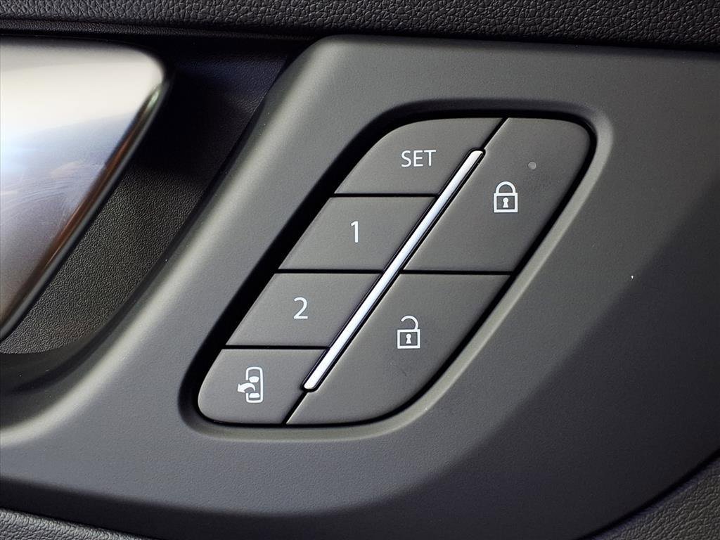 New 2026 Buick Enclave Sport Touring w/ Super Cruise Package image 8