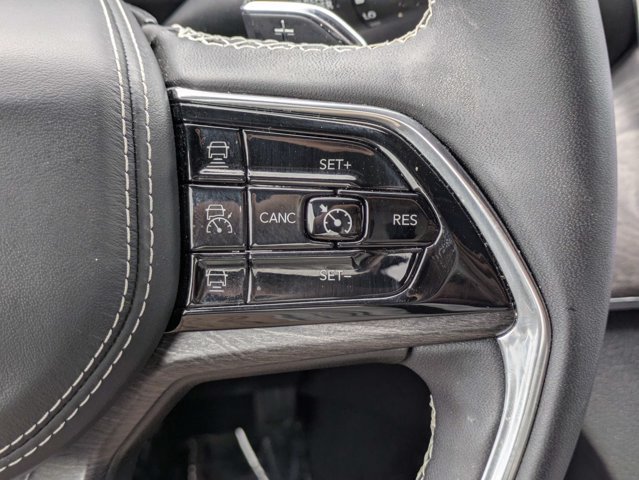 Certified 2025 Jeep Grand Cherokee L Overland AWD/4WD image 29