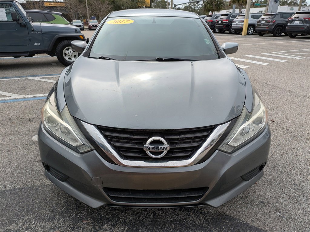 Used 2017 Nissan Altima 2.5 S w/ Power Driver Seat Package image 9