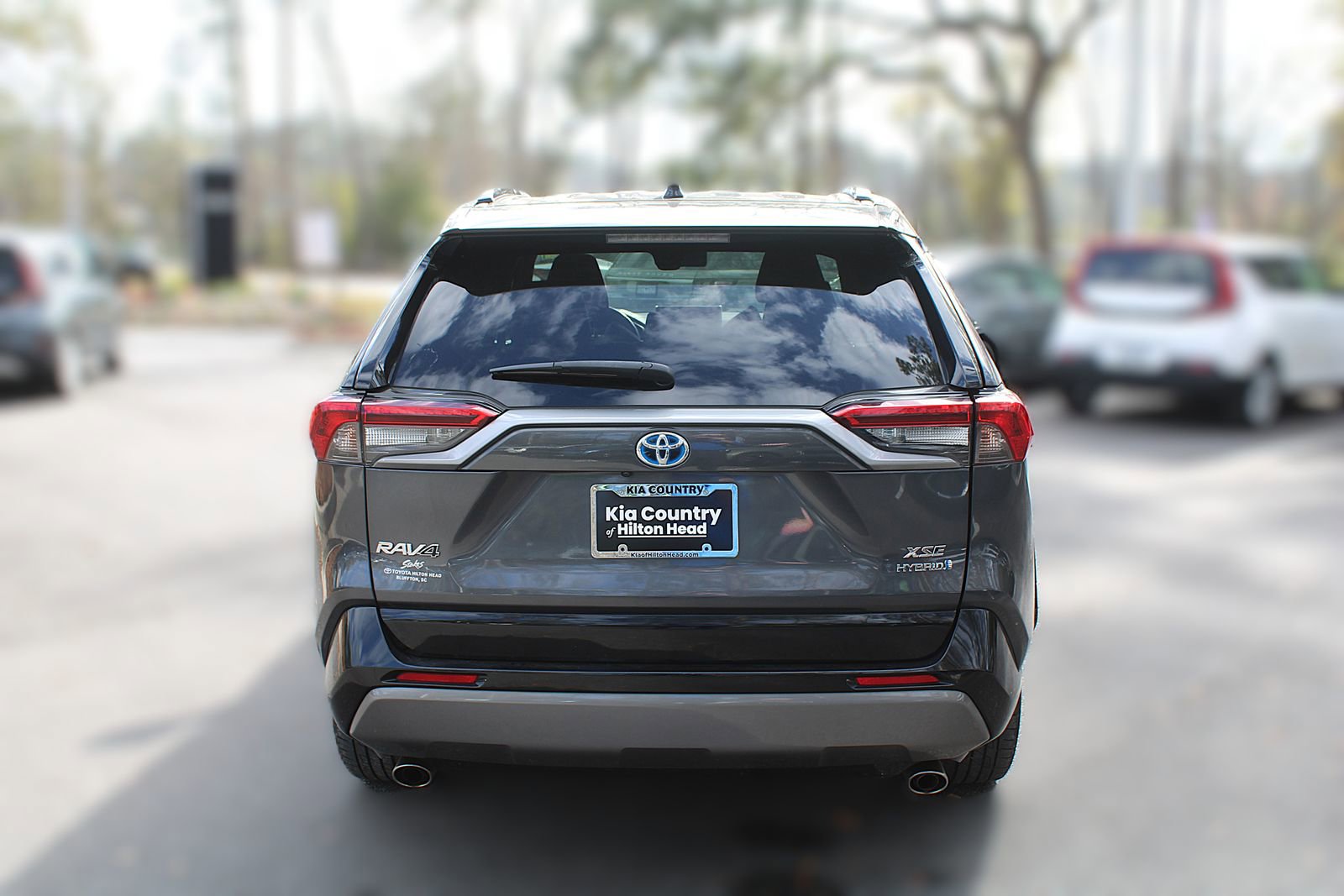 Used 2019 Toyota RAV4 XSE w/ XSE Weather Package image 8