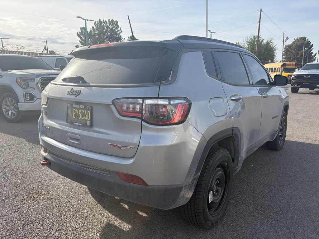 Used 2021 Jeep Compass Trailhawk image 4