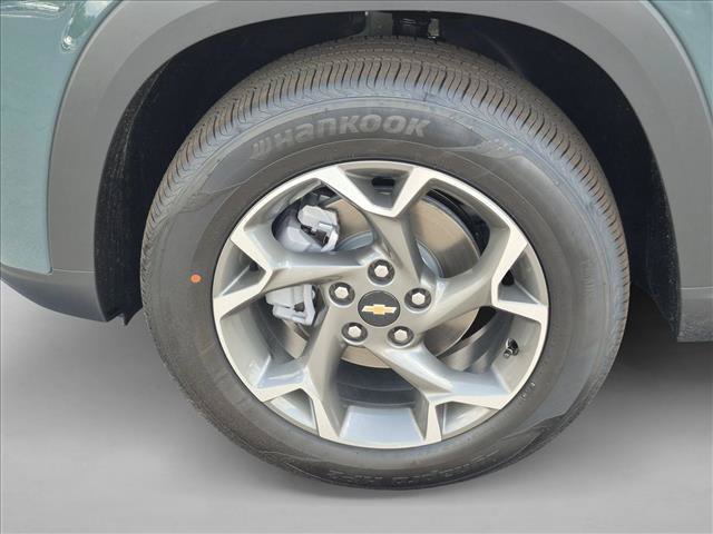 New 2026 Chevrolet Trax LT FWD image 9