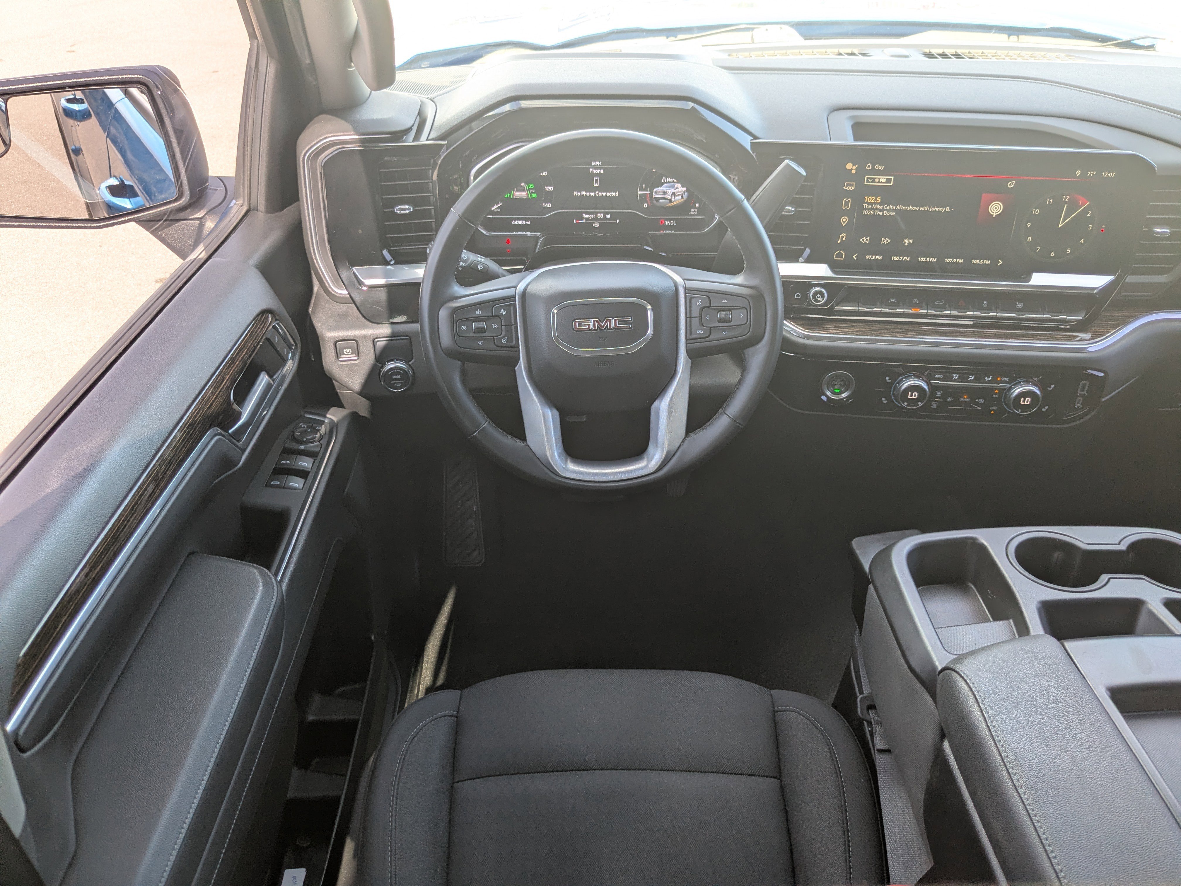 Used 2023 GMC Sierra 1500 Elevation RWD image 20