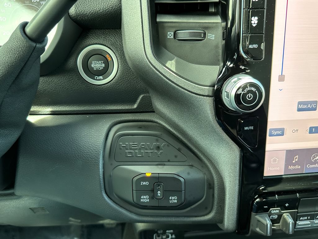 New 2026 RAM 2500 Tradesman AWD/4WD image 26