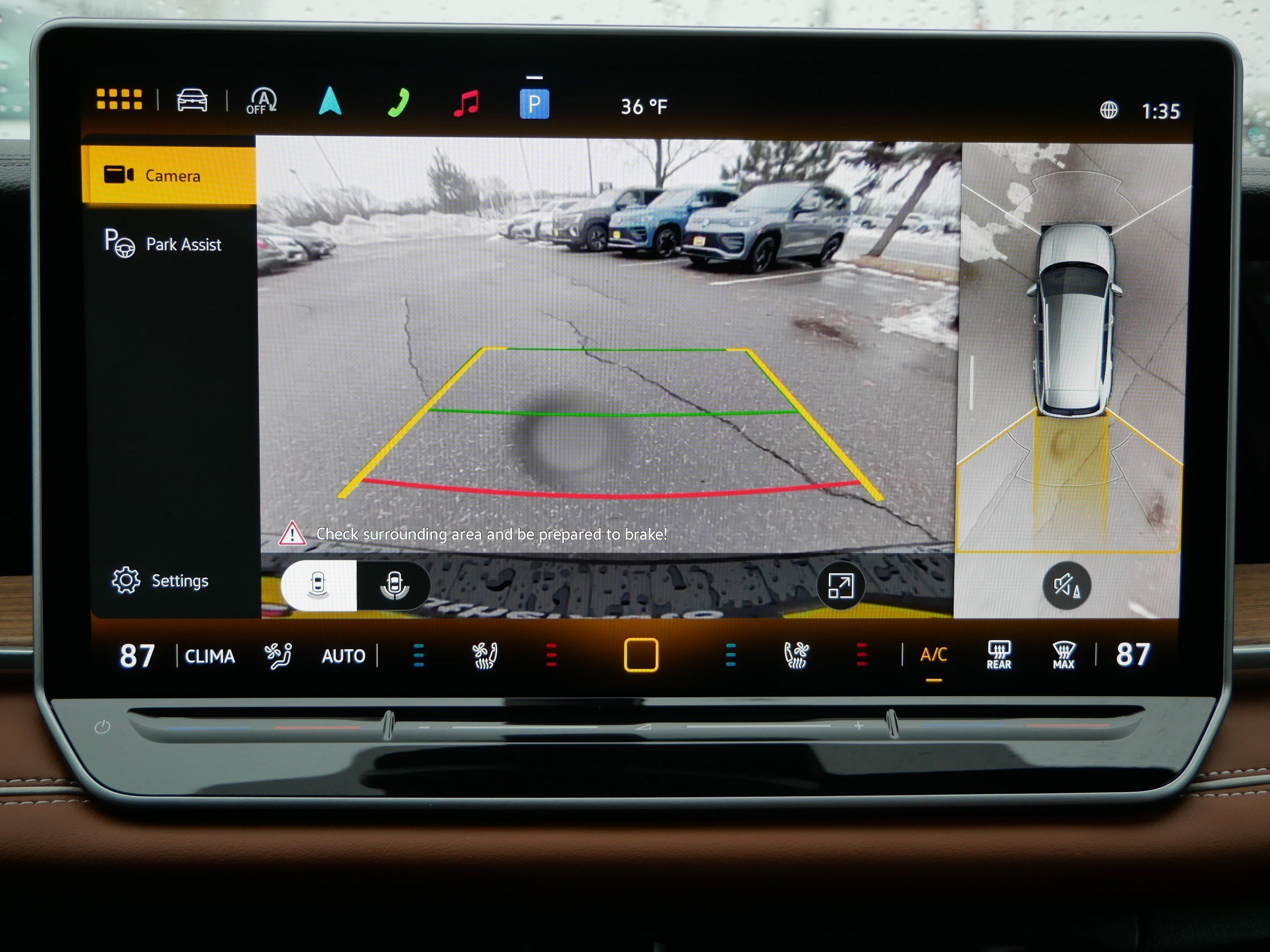 New 2026 Volkswagen Tiguan SEL R-Line image 10