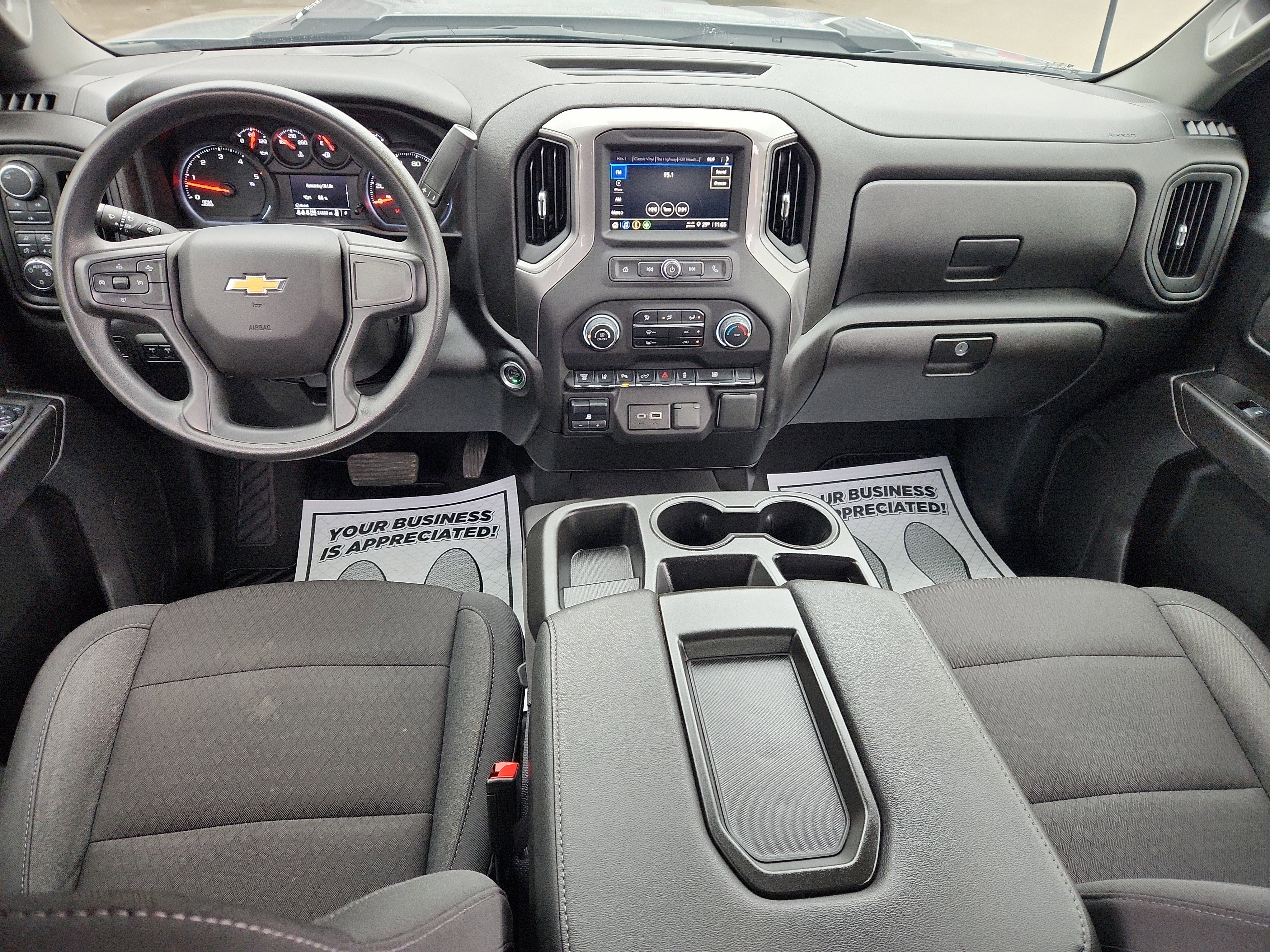 Used 2025 Chevrolet Silverado 2500 Custom w/ Custom Value Package image 28