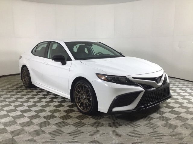 Used 2023 Toyota Camry SE