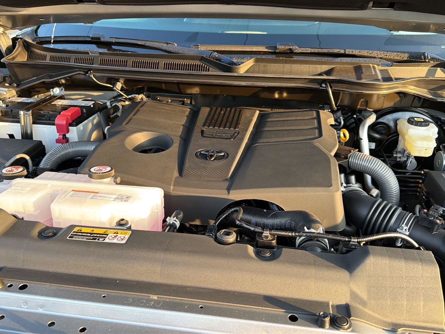 New 2026 Toyota Tundra Limited AWD/4WD image 34