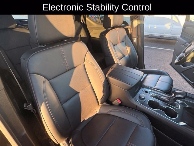 Used 2023 Chevrolet Traverse RS w/ LPO, Floor Liner Package FWD image 19